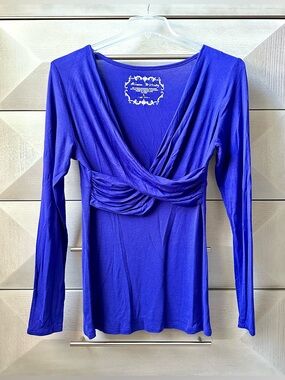 ALLISON BRITTNEY WOMEN’S LONG SLEEVE TWIST FRONT TOP - ROYAL BLUE - SIZE L